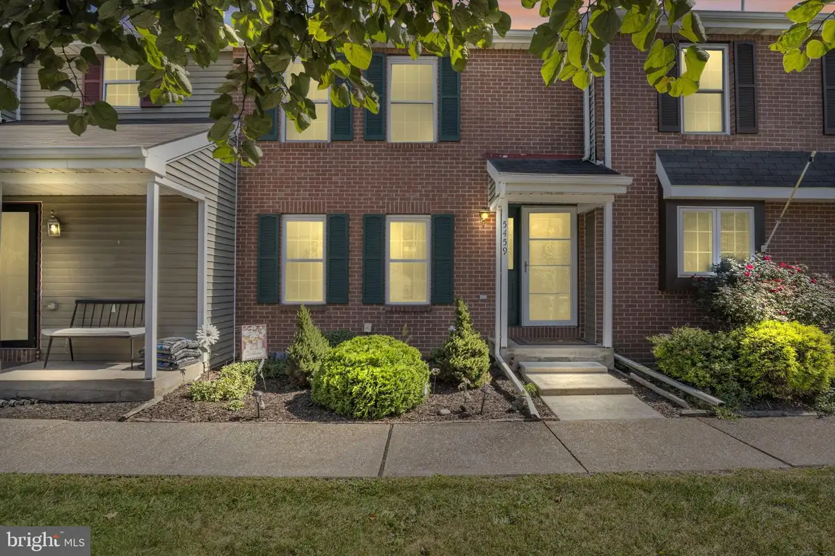 5459 Pond Rd, Harrisburg, PA 17111 - #1