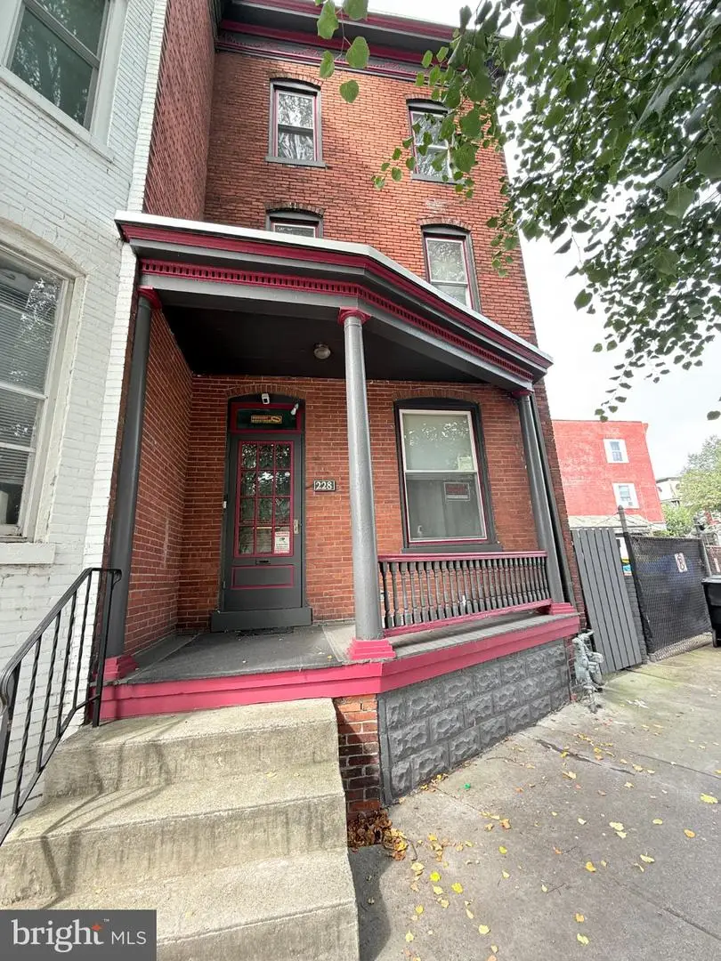 228 S 14th St, Harrisburg, PA 17104 - #1