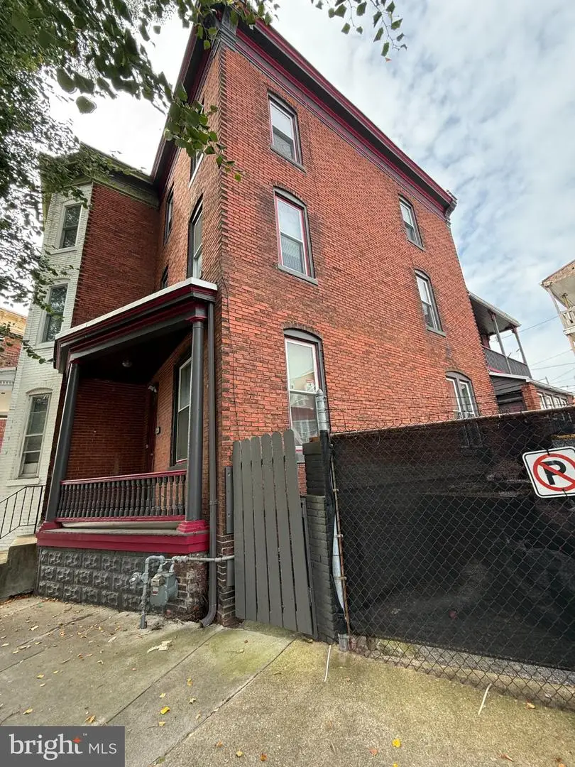 228 S 14th St, Harrisburg, PA 17104 - #2