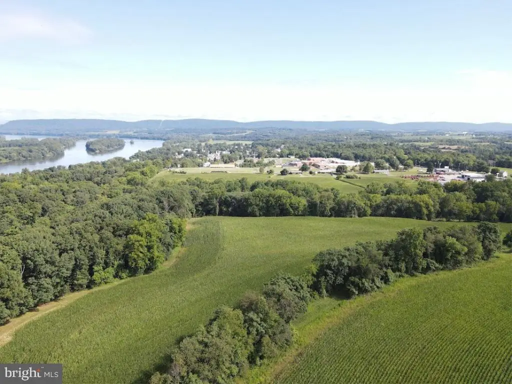 3850 Peters Mountain Rd, Halifax, PA 17032 - #1