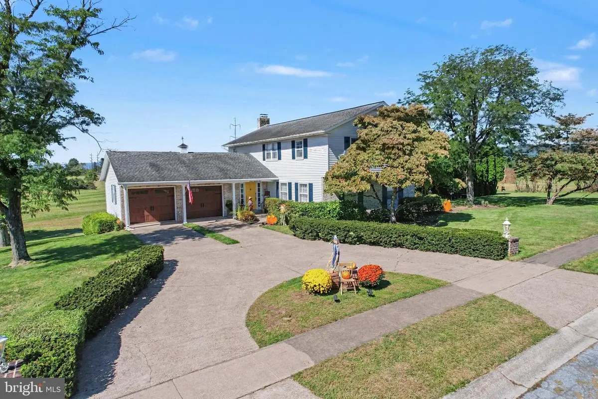 704 Drexel Rd, Harrisburg, PA 17109 - #1