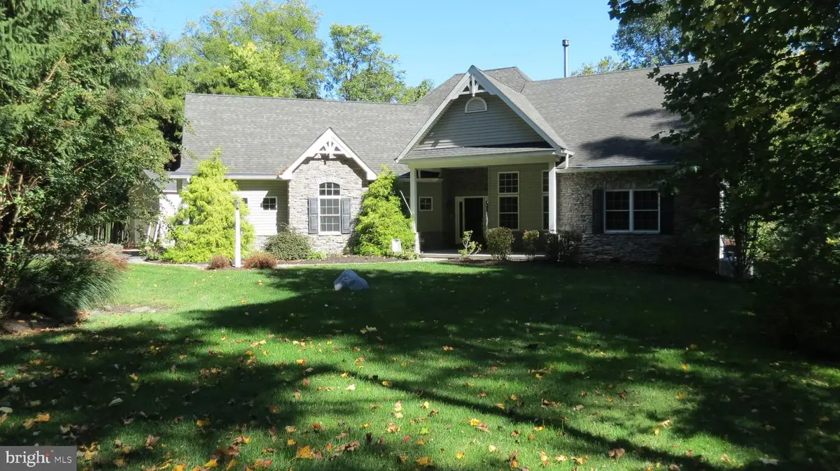 1911 Schoolhouse Rd, Middletown, PA 17057 - #1