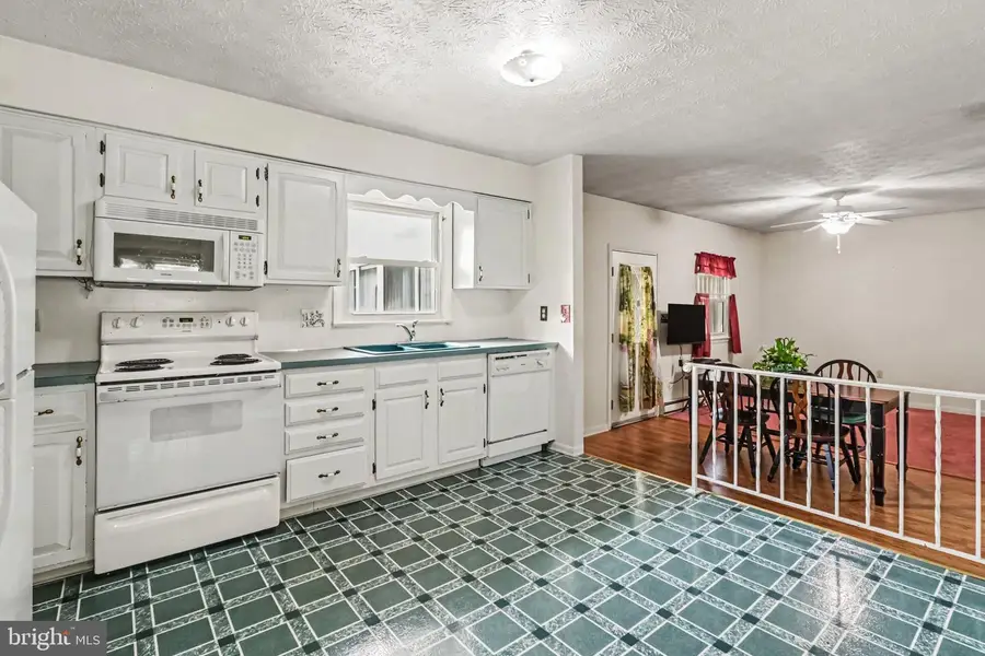 3261 Trinity Rd, Harrisburg, PA 17109 - #2
