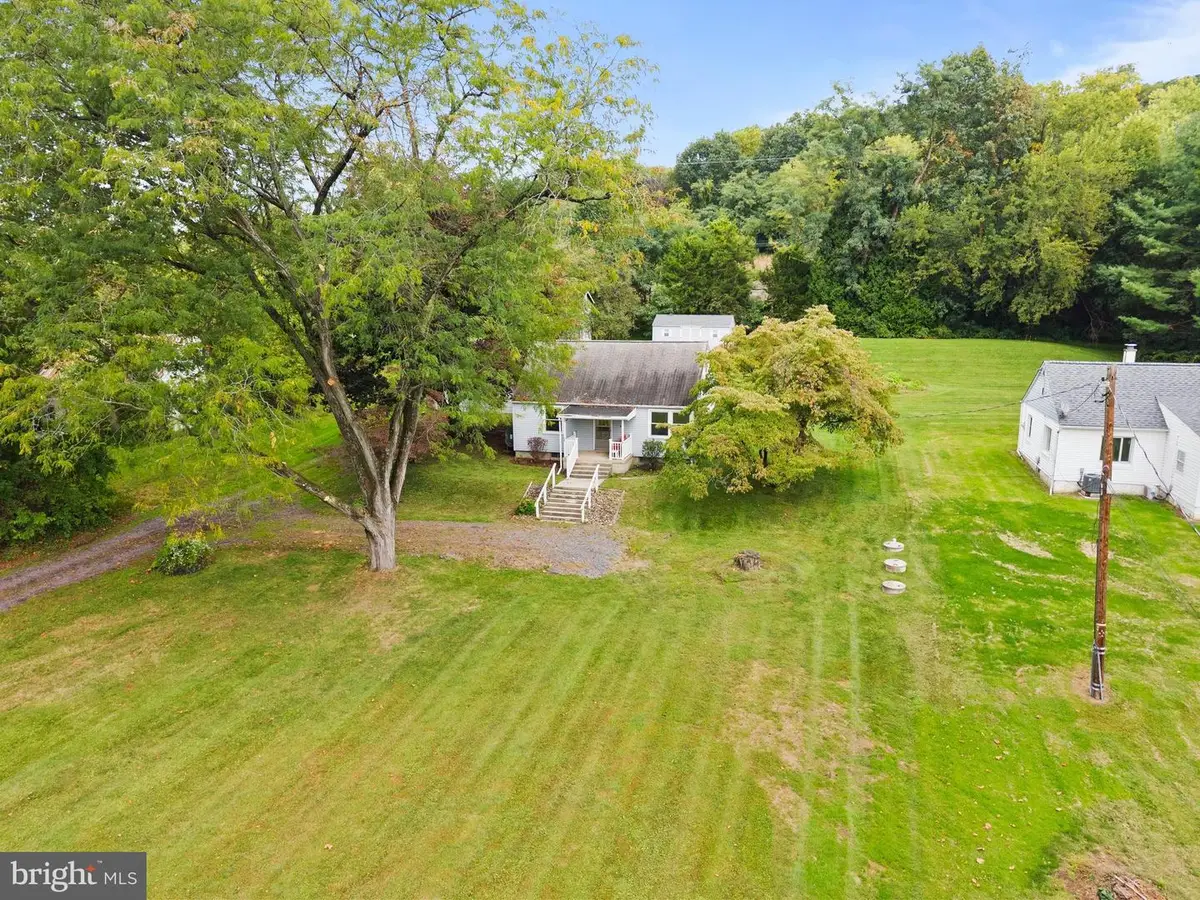 1872 River Rd, Middletown, PA 17057 - #1