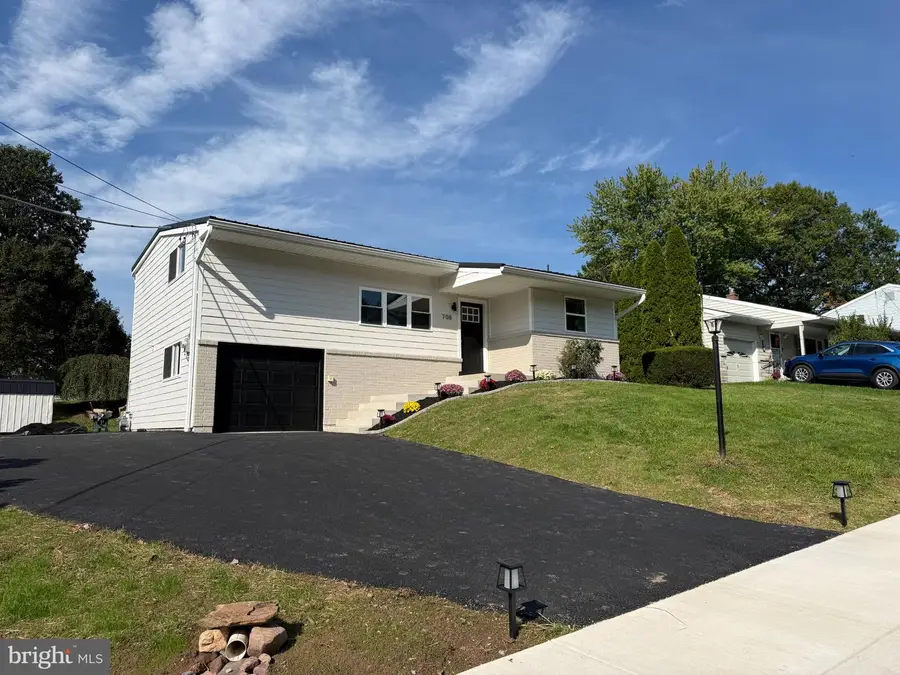 708 Edison Rd, Dauphin, PA 17018 - #3