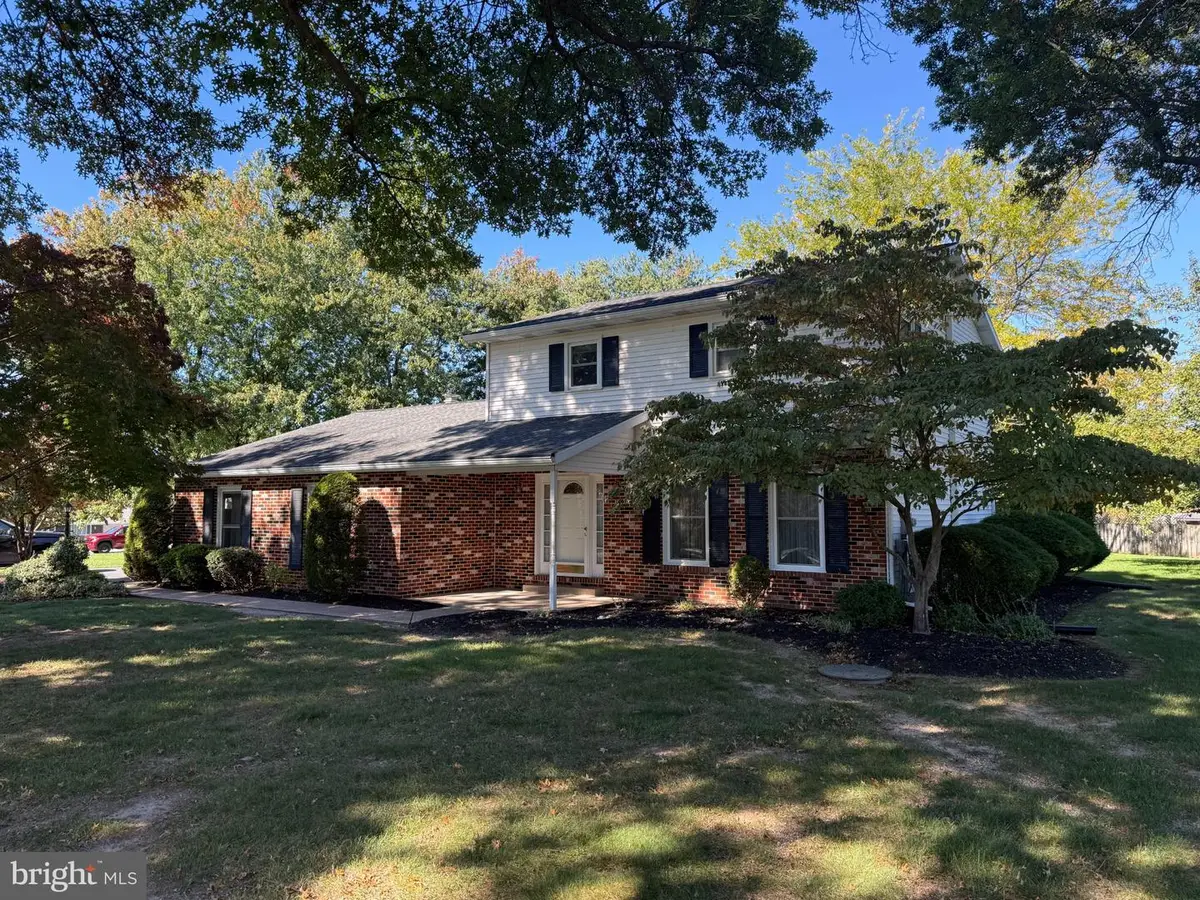4431 Pasture Dr, Elizabethtown, PA 17022 - #1