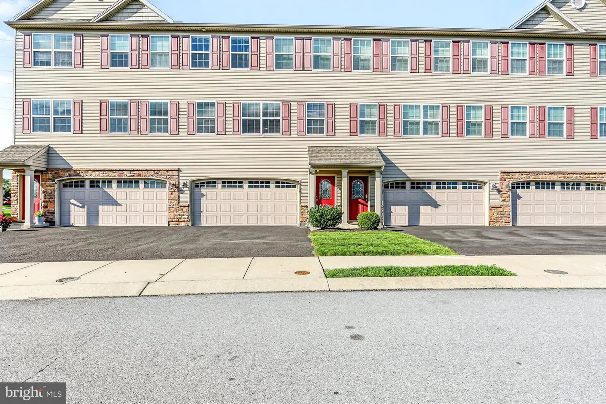 6136 Terry Davis Ct, Harrisburg, PA 17111 - #1