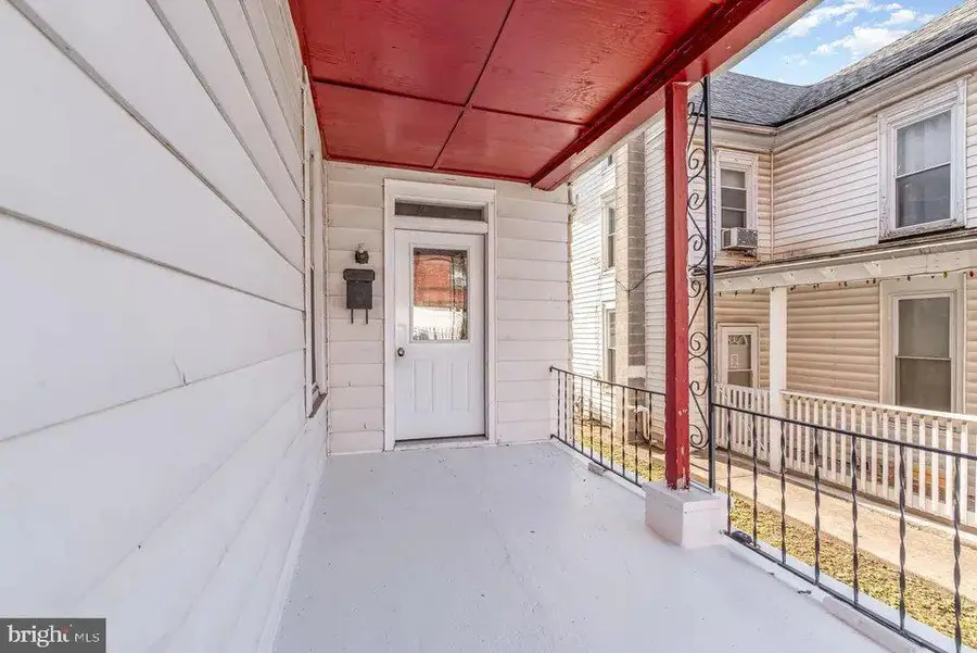 226 Elm St, Steelton, PA 17113 - #3