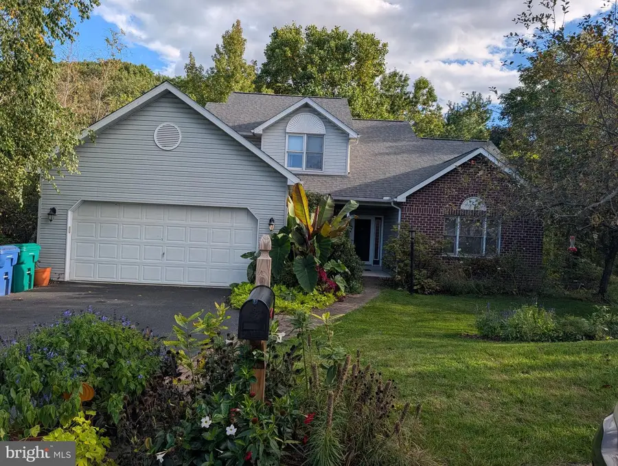5814 Barnsley Dr, Harrisburg, PA 17111 - #2