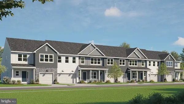 7834 Oak Brook Dr, HARRISBURG, PA 17112
