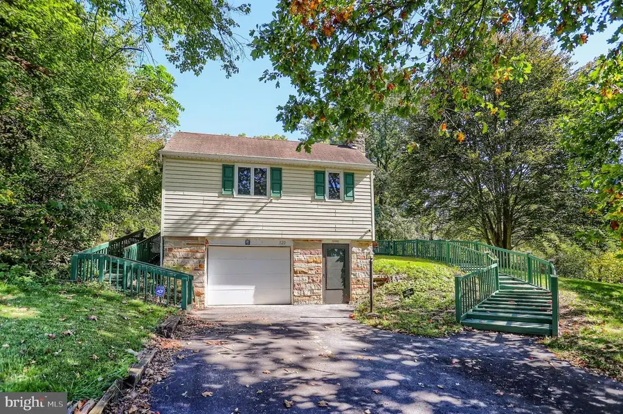 120 Hillymede, Harrisburg, PA 17111 - #2