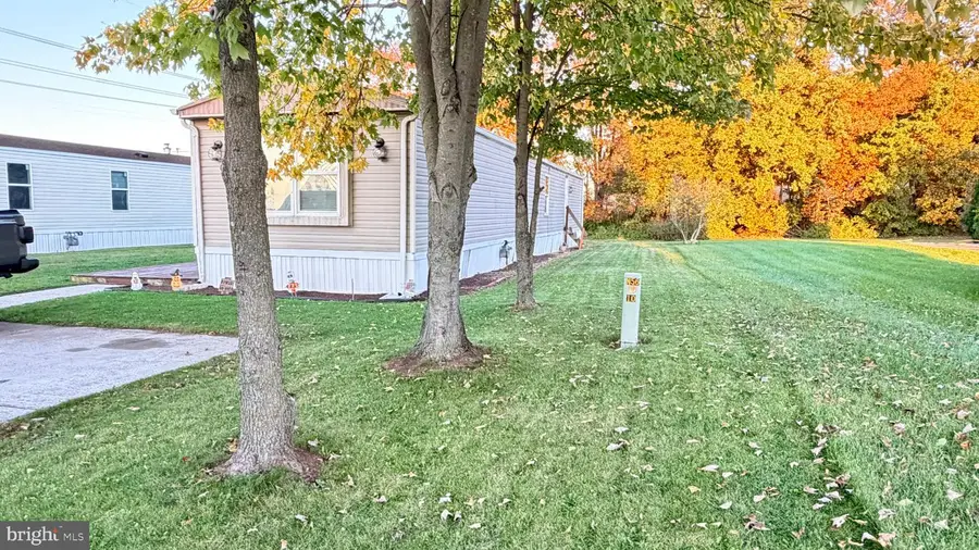 225 Rim Rd, Elizabethtown, PA 17022 - #3