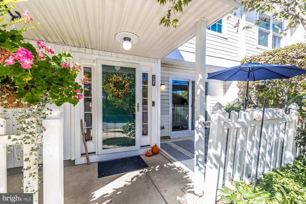 125 Deerfield Ct, GLEN MILLS, PA 19342 BHGRE