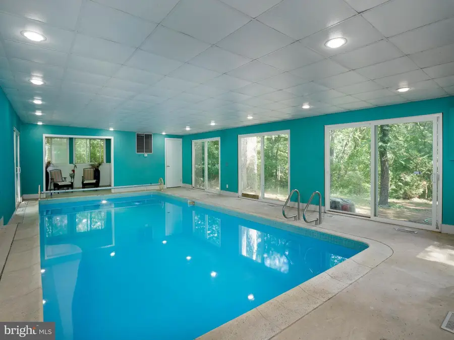 310 Jeffrey Ln, Newtown Square, PA 19073 - Image #2