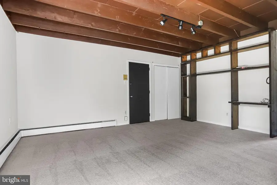 100 E Glenolden Ave #b-6, Glenolden, PA 19036 - Image #3