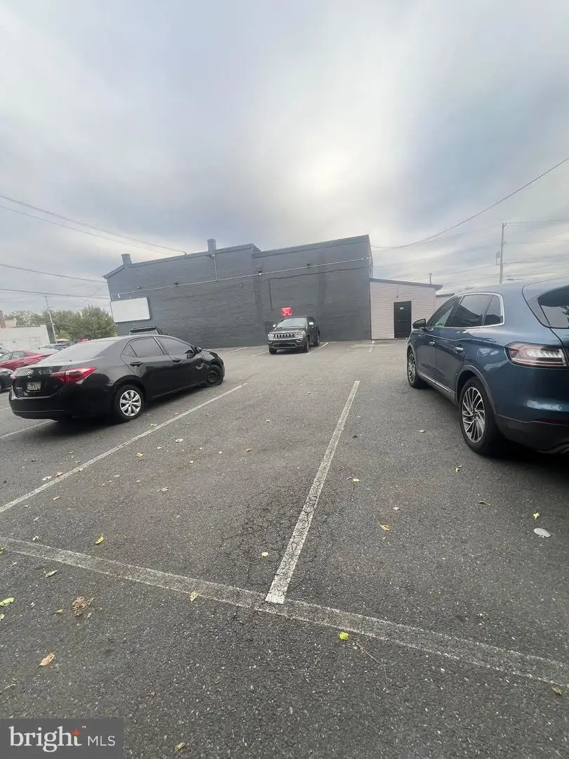 210 Kerlin St, Chester, PA 19013 - Image #2