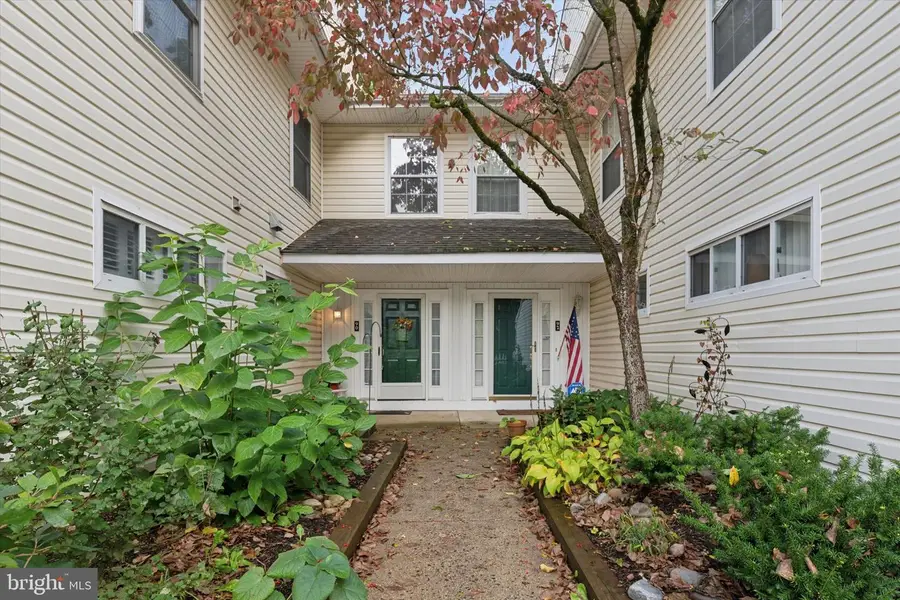 90 Bayberry Ct #90, Glen Mills, PA 19342 - Image #2