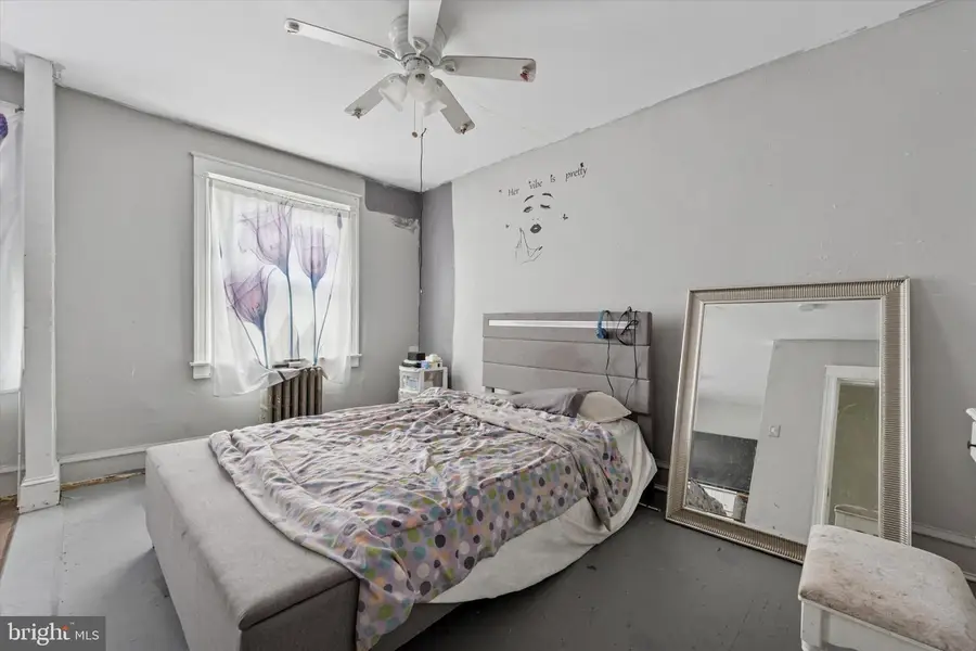 219 Laurel Rd, Sharon Hill, PA 19079 - Image #3