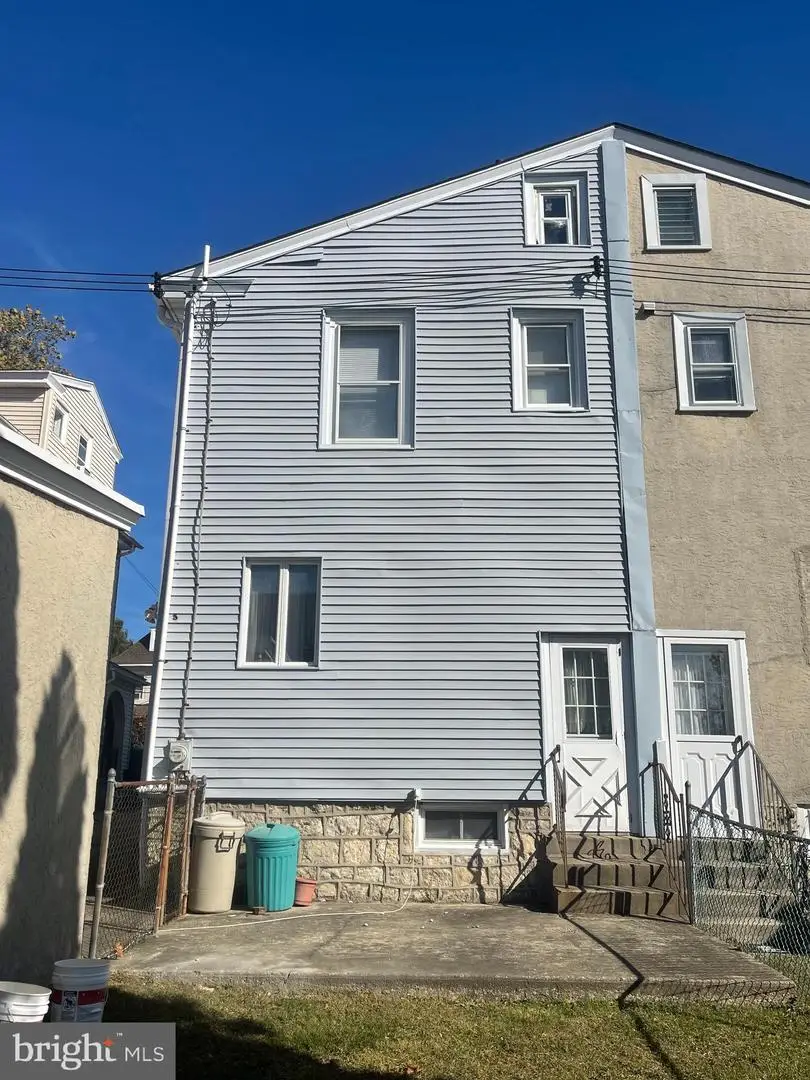 242 Burmont Rd, Drexel Hill, PA 19026 - Image #2