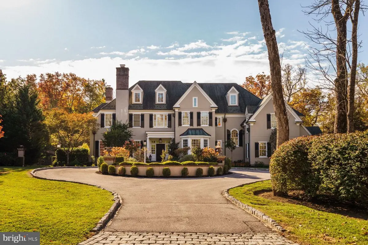 423 Boxwood Rd, Bryn Mawr, PA 19010 - #1