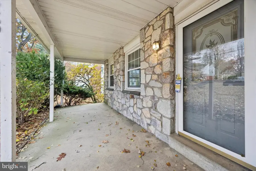 623 Old School House Drive, Springfield, PA 19064 - Image #3