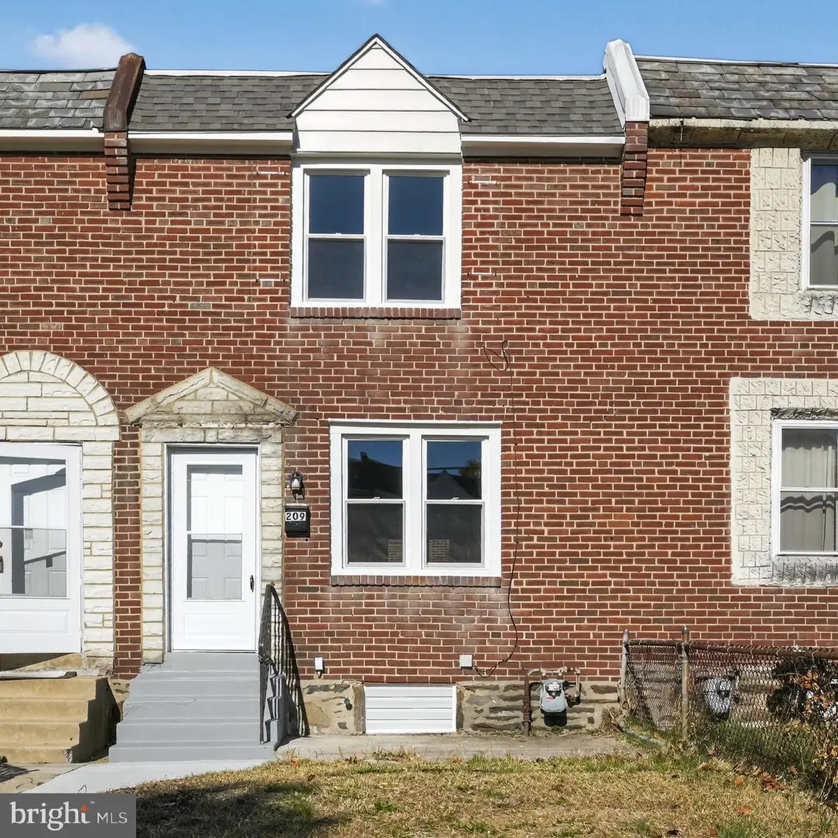 209 Weymouth Rd, Darby, PA 19023 - Image #1