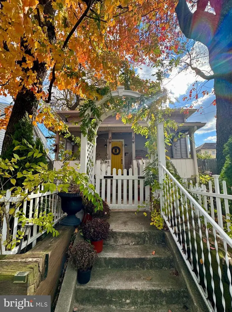 307 Johnson Ave, Upper Chichester, PA 19061 - Image #2