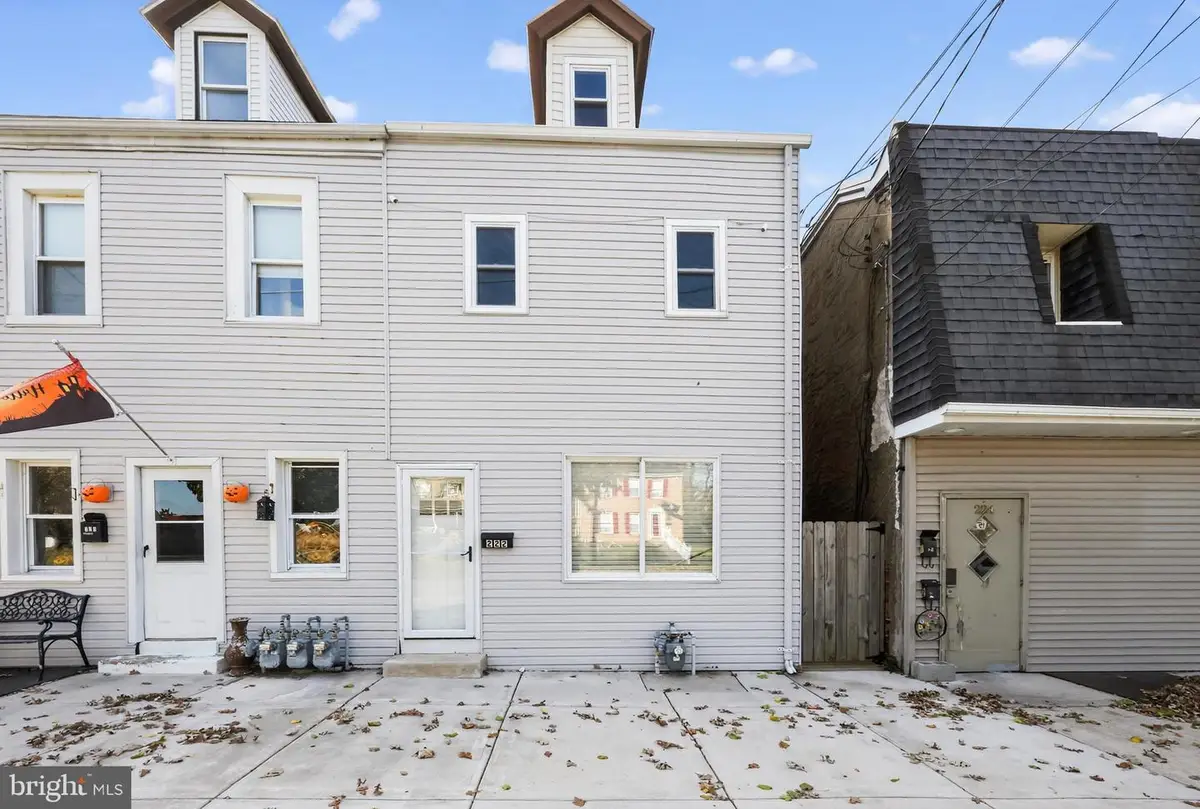 222 Market St, Marcus Hook, PA 19061 - Image #1