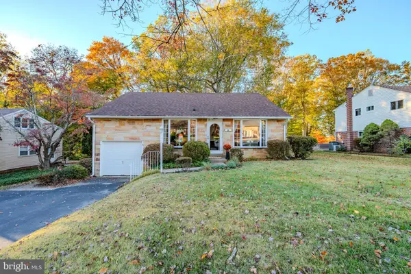 12 Lincoln Ln, BROOMALL, PA 19008