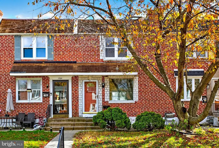 1062 Taylor Dr, Folcroft, PA 19032 - Image #2