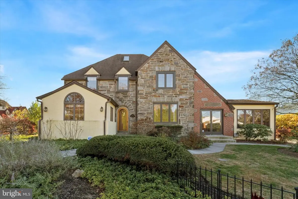 1042 Blythe Ave, Drexel Hill, PA 19026 - Image #1