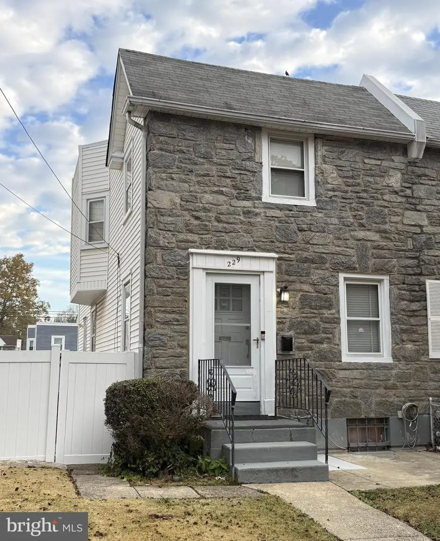 229 Reese St, Sharon Hill, PA 19079 - Image #2