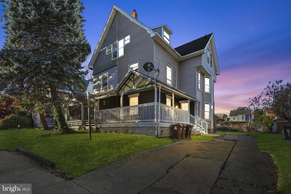 37 E Stratford Ave, Lansdowne, PA 19050 - Image #1