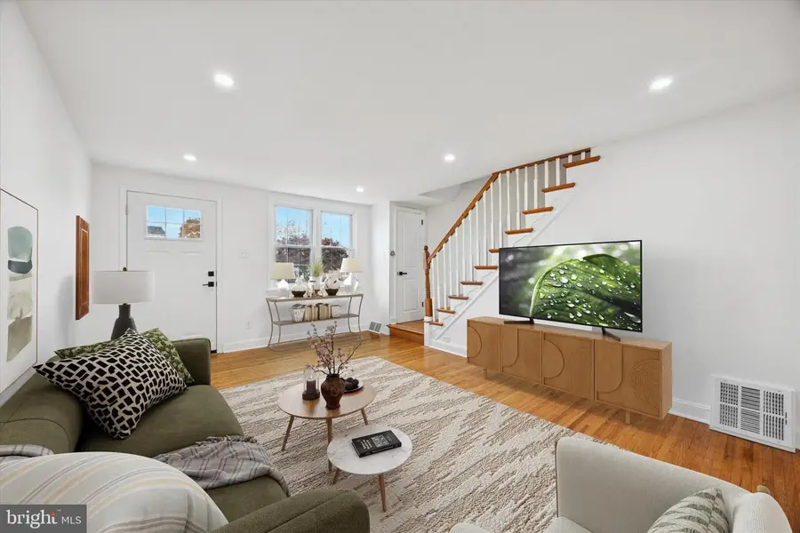 5159 Gramercy Dr, Clifton Heights, PA 19018 - Image #2