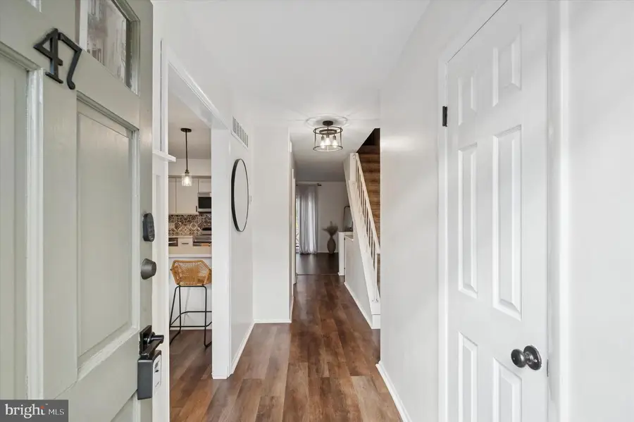 47 Bishop Dr, Aston, PA 19014 - Image #2