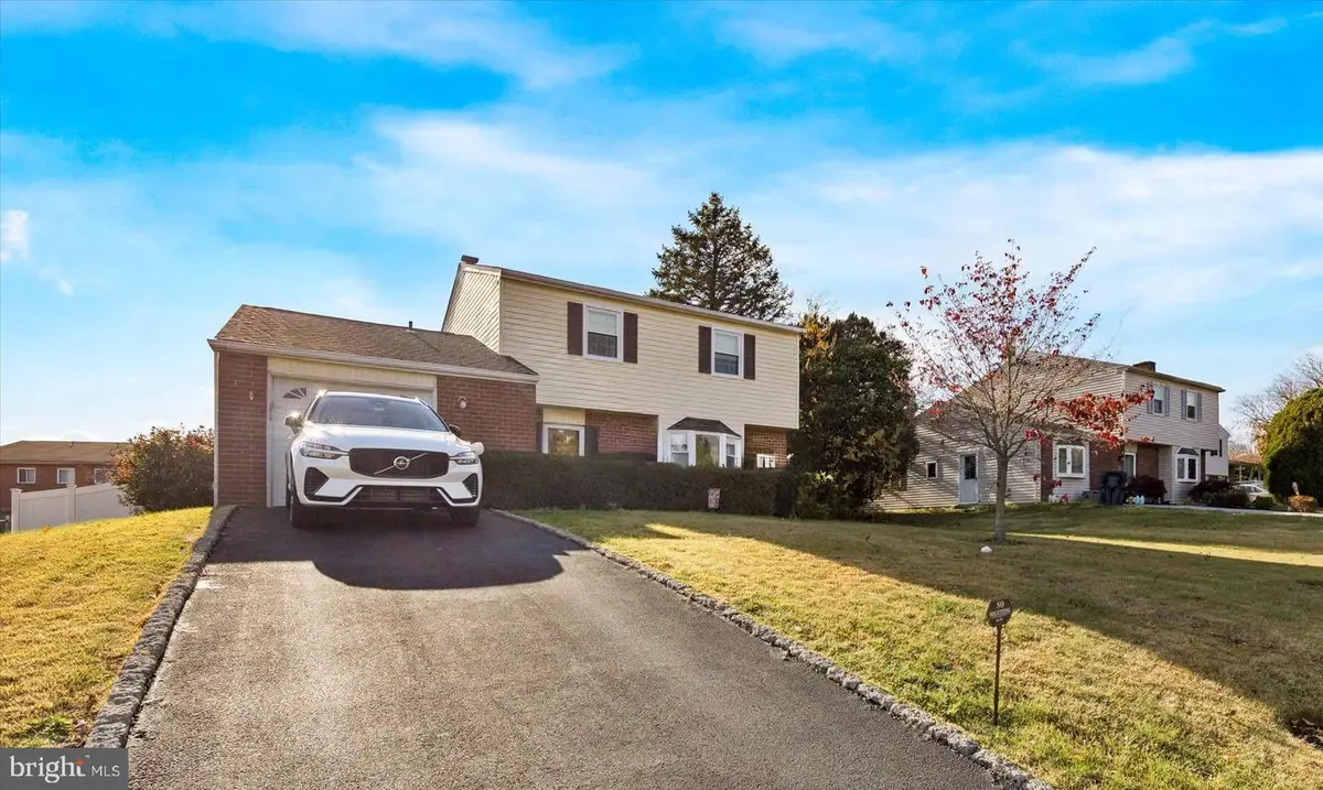 756 Burdett, Upper Chichester, PA 19014 - Image #1