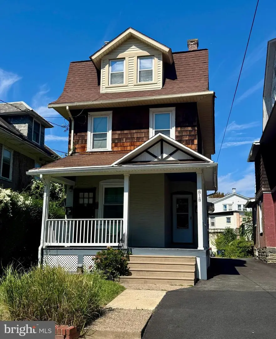 818 Clifford Ave, Ardmore, PA 19003 - Image #1