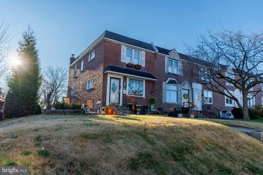 1024 Oakwood Dr, Glenolden, PA 19036 - Image #3