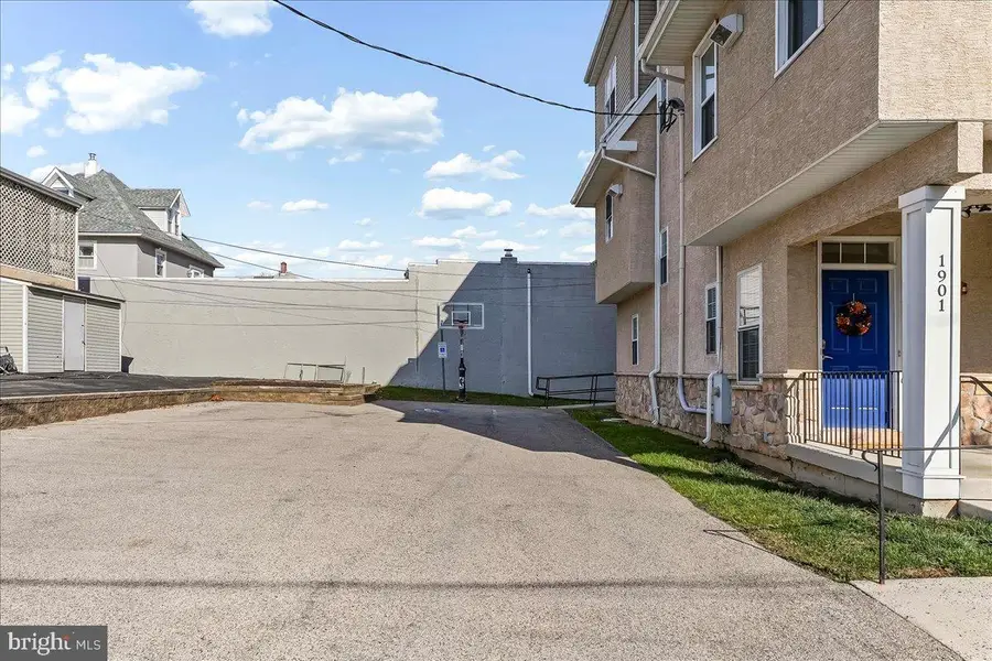 1901 Pennview Rd, Havertown, PA 19083 - Image #3