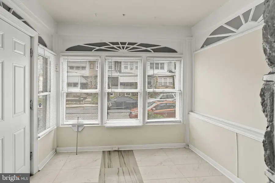 7229 Clinton Rd, Upper Darby, PA 19082 - Image #3