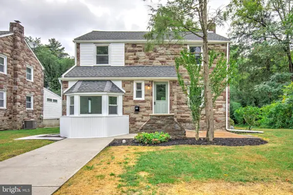 258 Lee Cir, BRYN MAWR, PA 19010