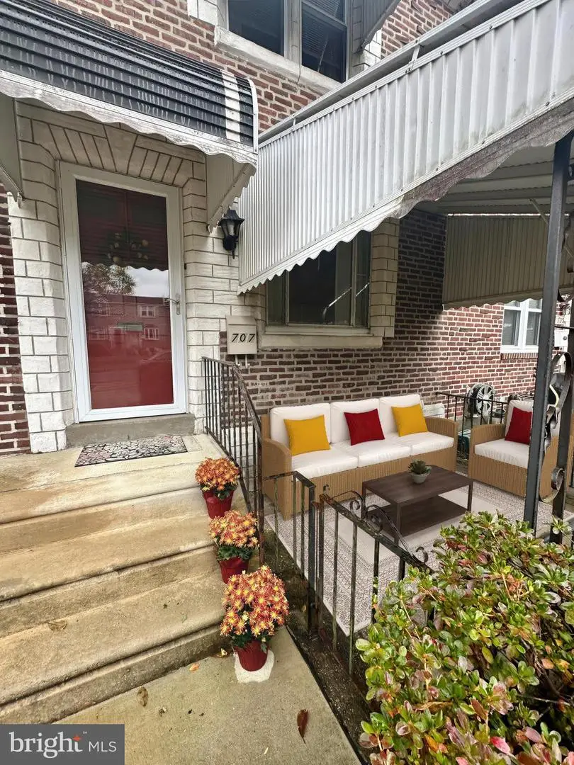 707 Crescent Dr, Glenolden, PA 19036 - Image #1