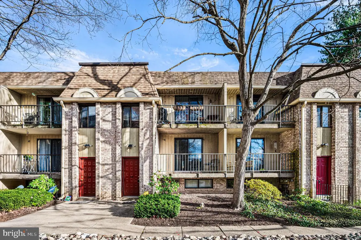 338-b Saybrook Ln, Wallingford, PA 19086 - Image #1