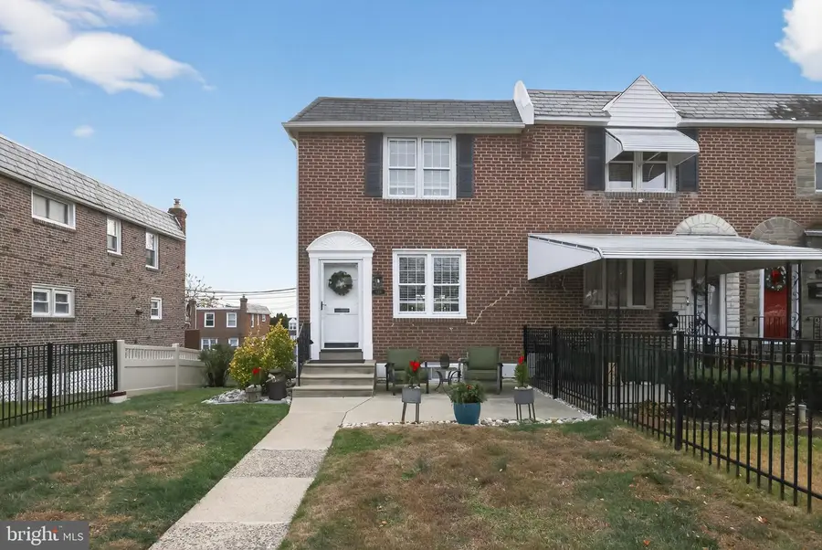 5201 Whitehall Dr, Clifton Heights, PA 19018 - Image #2