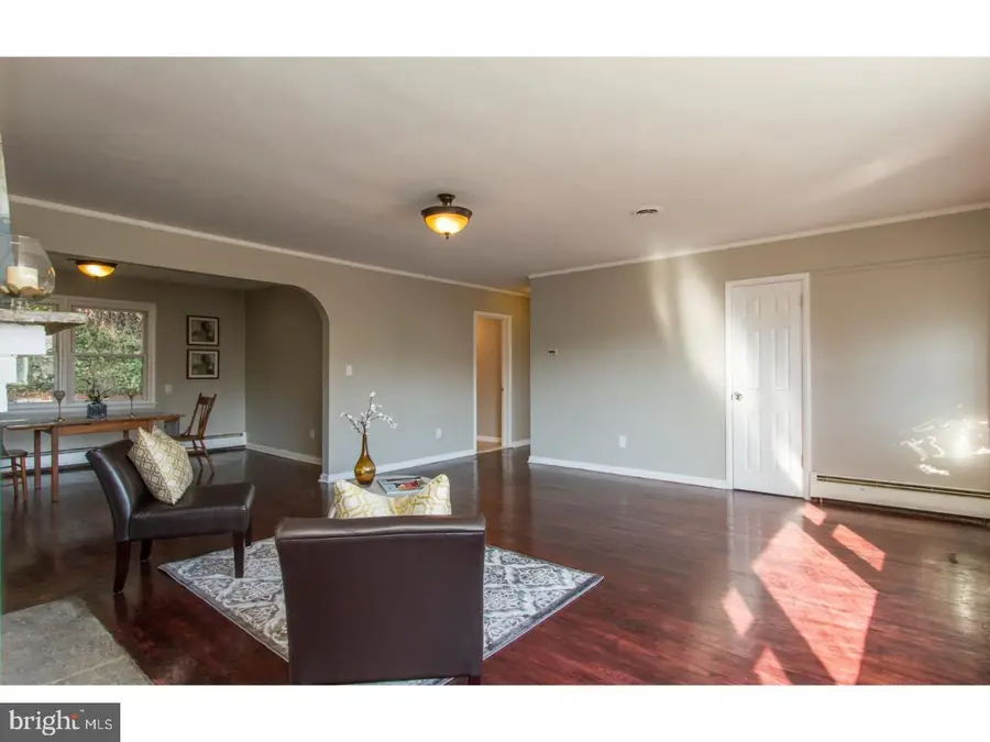 360 Windermere Ave, Lansdowne, PA 19050 - Image #2