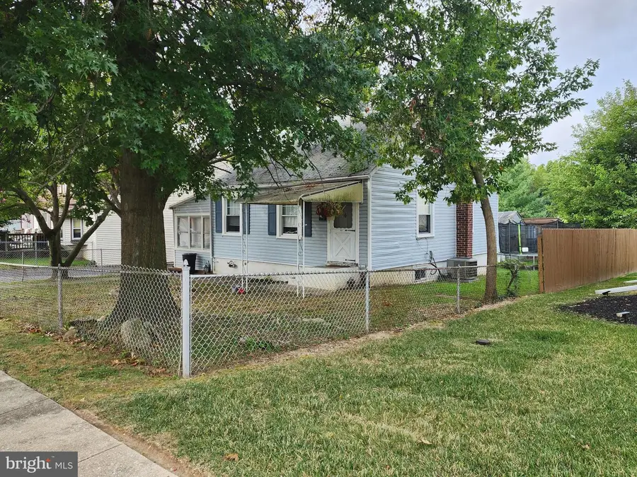 924 Chestnut St, Trainer, PA 19061 - Image #2