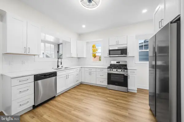 403 Printz Ave, ESSINGTON, PA 19029