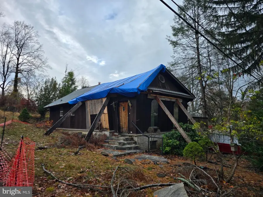 11 Spruce Rd, Newtown Square, PA 19073 - Image #2