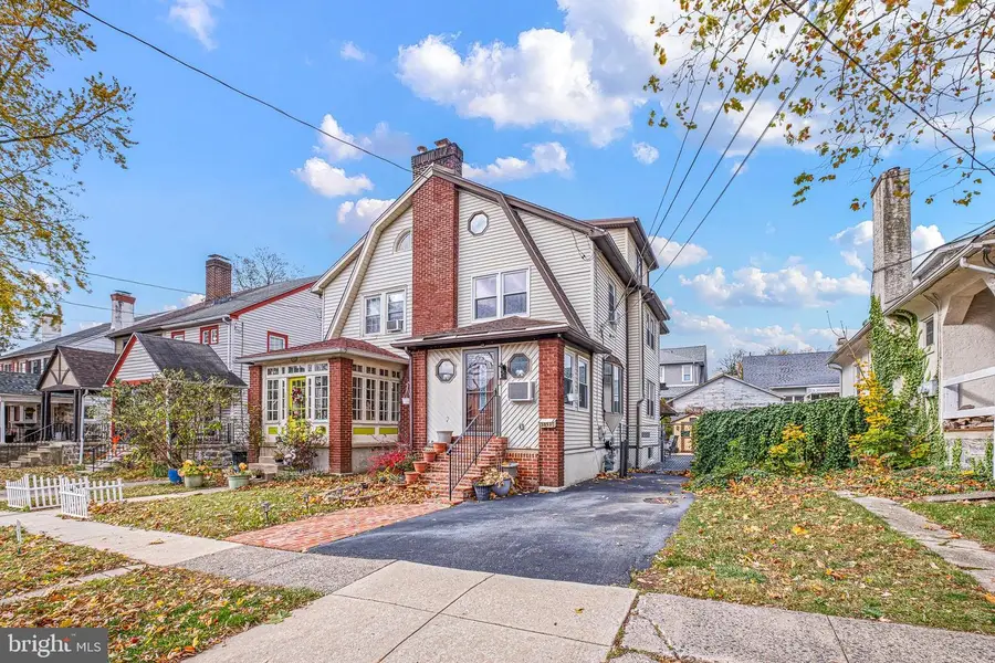 3811 Berry Ave, Drexel Hill, PA 19026 - Image #2