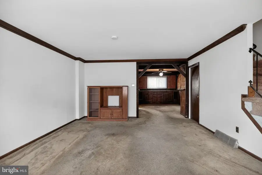 1403 Rainer Rd, Brookhaven, PA 19015 - Image #3